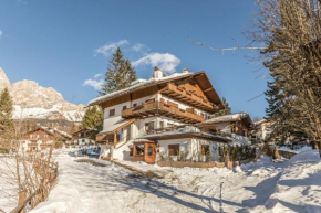 Cantore, Cortina by Short Holidays Cortina D'ampezzo